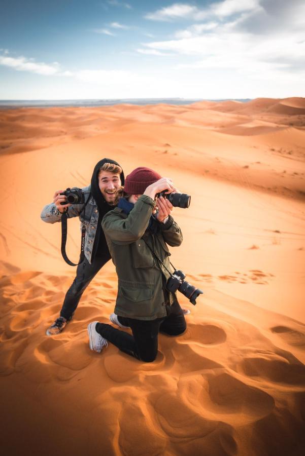 Zahra Luxury Desert Camp Hotel Мерцуга Екстериор снимка