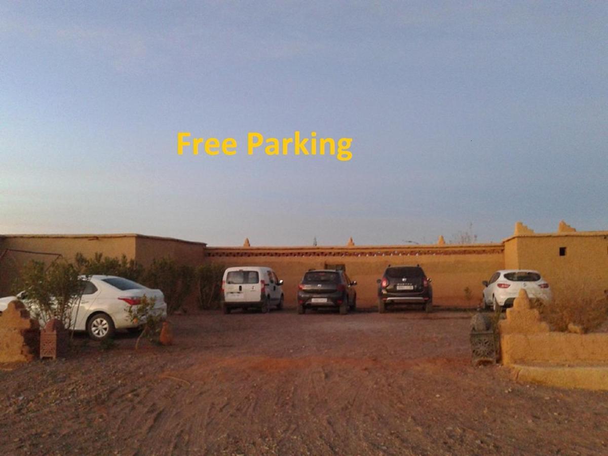 Zahra Luxury Desert Camp Hotel Мерцуга Екстериор снимка