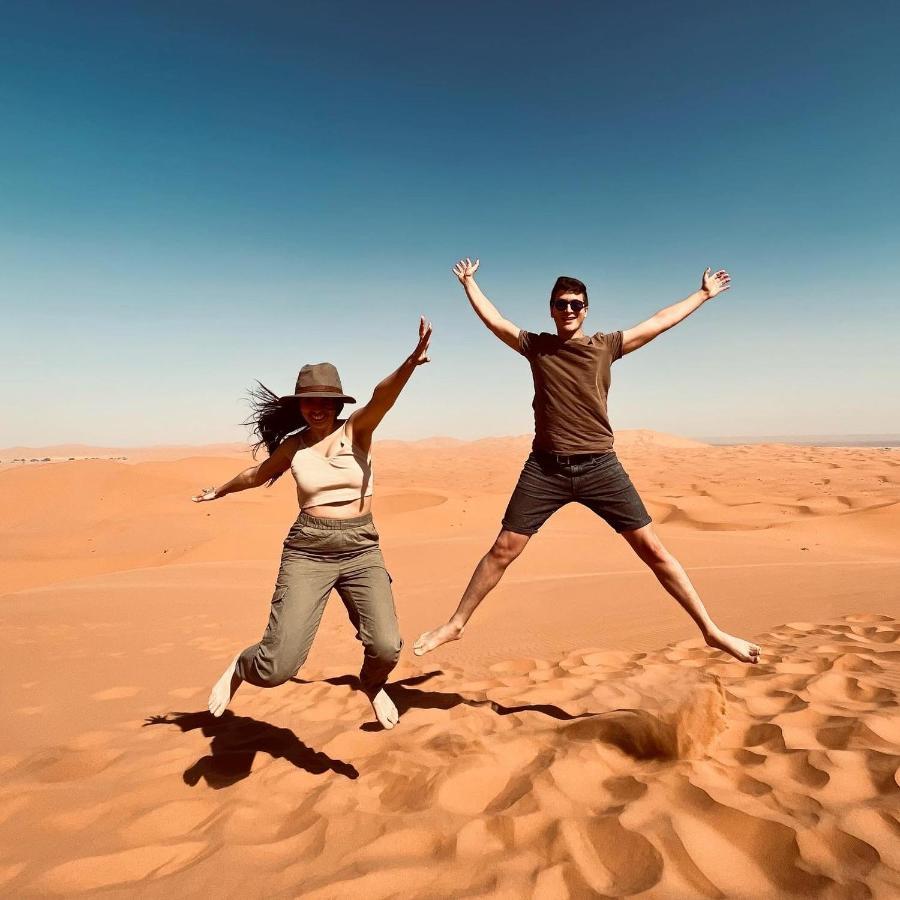Zahra Luxury Desert Camp Hotel Мерцуга Екстериор снимка